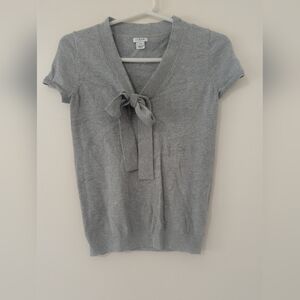 J Crew Size X-Small NWOT Bow Front Women's Sweater H6670 Gray VNeck Casual Top
